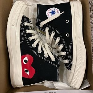 Comme Des Garçons Converse